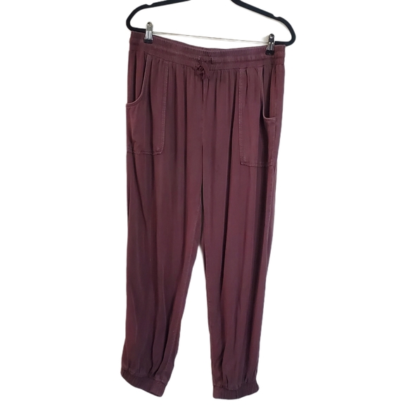 American Eagle AEO Maroon Red Purple Relaxed Fit Distressed Joggers Pants Large - Picture 1 of 9